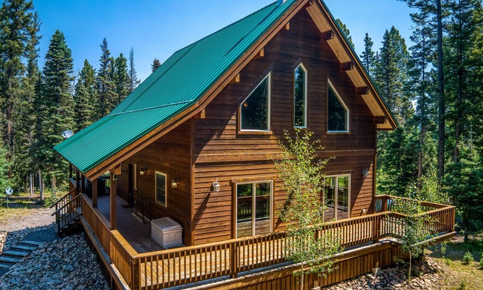 Cimarron Cabin | Gorgeous cabin in Arrowhead - Perfect for an off-season escape!