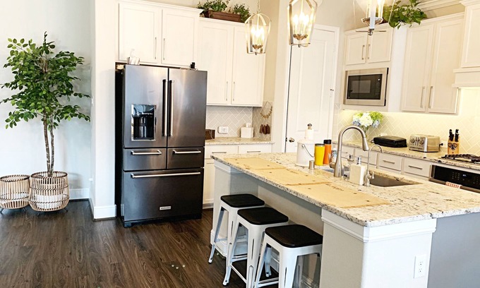 Conroe House | Gorgeous home fully FURNISHED