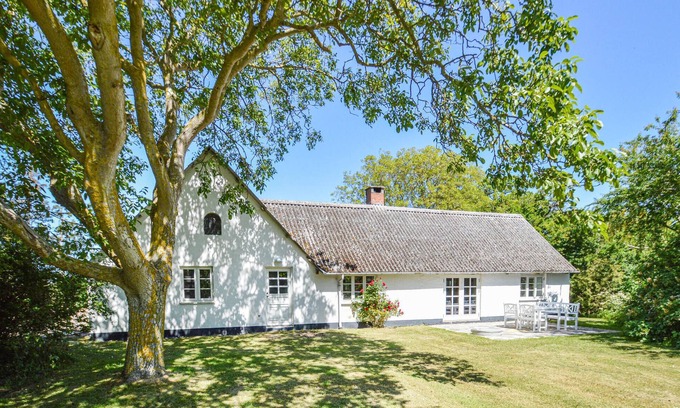Maribo House | Gorgeous home in Askø with kitchen