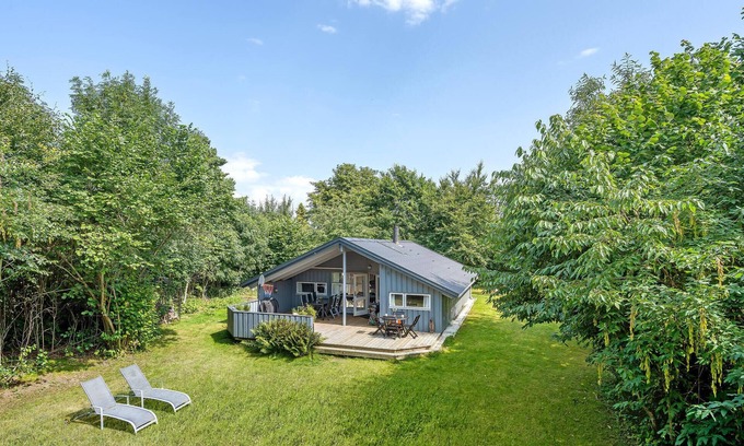 Dronningmolle House | Gorgeous home in Dronningmølle