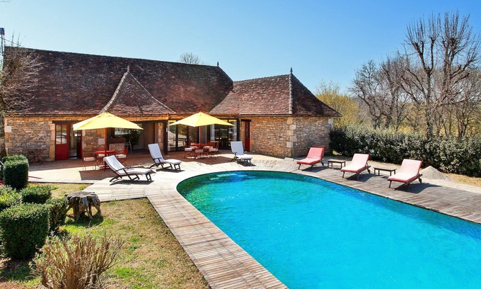 Durbans House | Gorgeous home in Durbans with WiFi