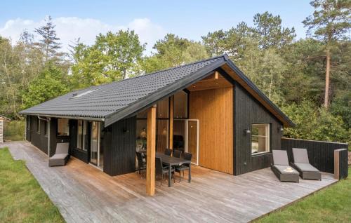 Hojby House | Gorgeous Home In Højby With Sauna