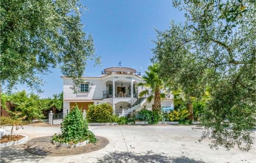 Iznajar House | Gorgeous Home In Iznajar