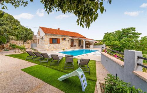 Rastevic House | Gorgeous Home In Rastevic With Wifi