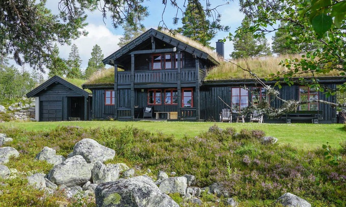 Akrestrømmen House | Gorgeous home in Rendalen with sauna