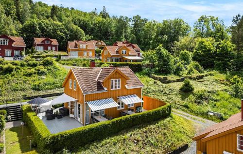 Songe House | Gorgeous Home In Risør With Wifi