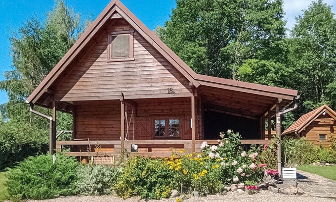 Ostrow Wielki House | Gorgeous home in Zalewo with lake view
