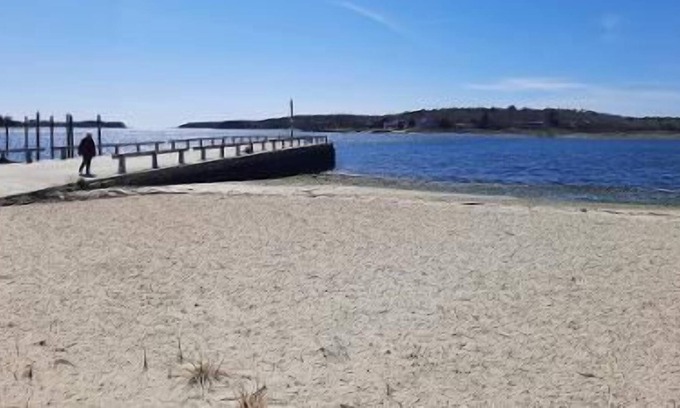 Pocasset House | Gorgeous Pocasset Home