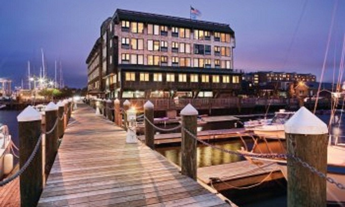 Newport Resort | Gorgeous Views from EVERY room, Be right on Newport Harbor