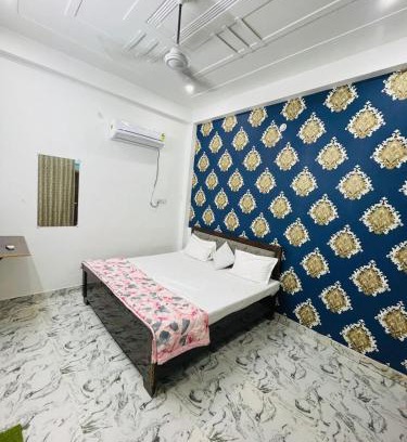 Ayodhya Hotel | Goroomgo Ayodhya Dham Guest House Ayodhya