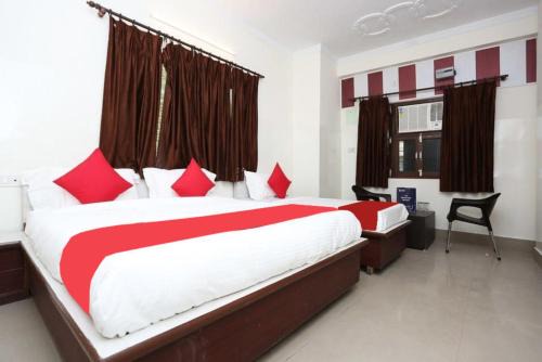 Shivalik Nagar Hotel | Goroomgo Shiva Palace Haridwar Near Railway Station - Excellent Customer Service - Best Seller