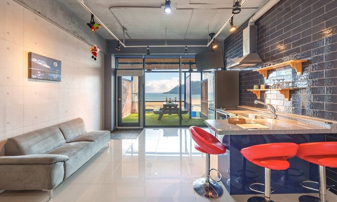 Goseong-gun House | Goseong Cnblue Oceanview Pension