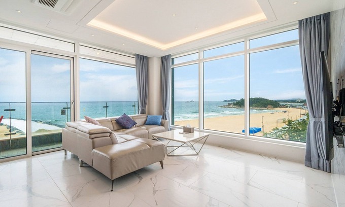 Goseong-gun House | Goseong Moneblue Pension