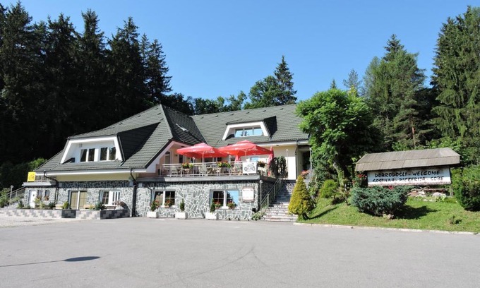 Prevalje Bed & Breakfast | Gostilna PIK