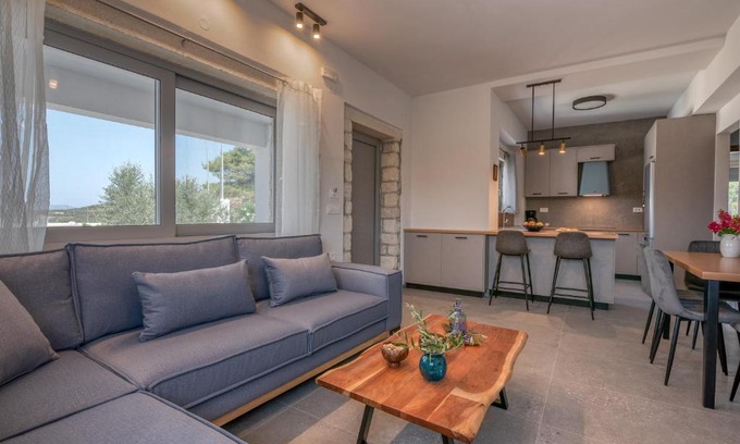 Gramvousa Apartment | Gramvousa's Hidden Gem