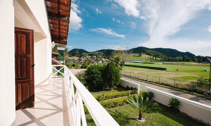 Teresopolis House | GRANARY COMARY - FANTASTIC VIEW FIELD CBF, C/5 BEDROOMS, POOL, BARBECUE