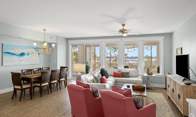 Baytowne Wharf Condo | Grand Complex Serenity: 3BR | 3BA Oasis with Bayfront Views at Sandestin Golf and Beach Resort!