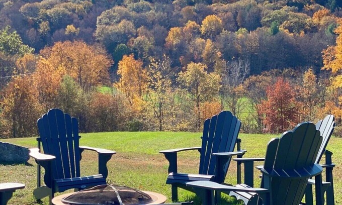 Ghent House | Grand Estate w/Mountain Views by Evergreen Home