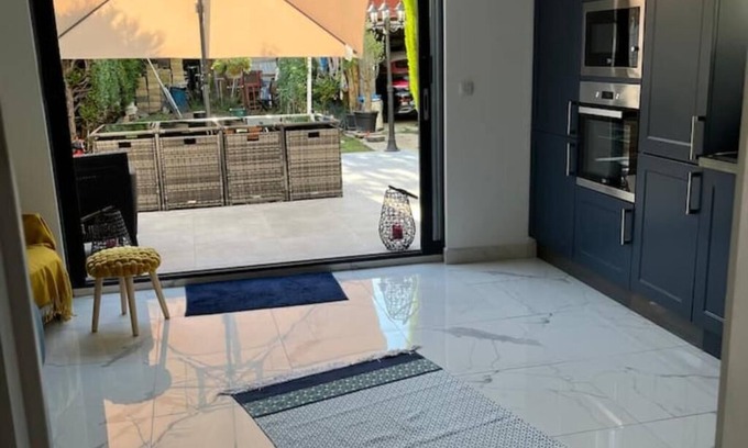 Villejuif Cabin | Grand Studio de lux Avec Ouverture sur Terrasse
