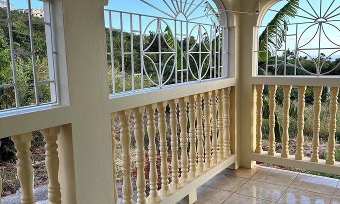 Southfield Condo | Grand View Near to Treasure Beach & Lovers Leap with Wifi in St. Eliz. Jamaica