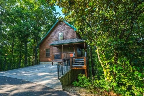 Pigeon Forge Ski Chalet | Grandpas Getaway