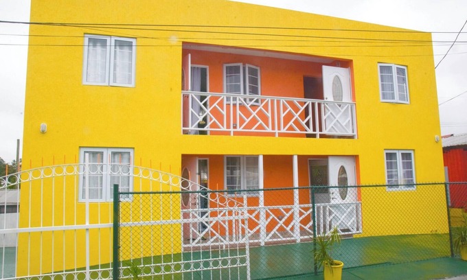 Ivy Apartment | Grateful 5bd by ZenBreak