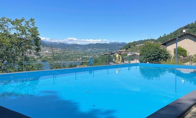 Ischia Apartment | Grazioso appartamento con vista spettacolare sul lago