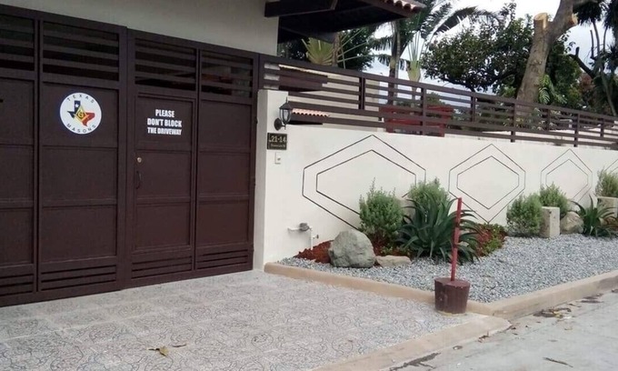 Balibago House | Great Location- Beautiful/Cozy Home newly renovated With Japanese garden