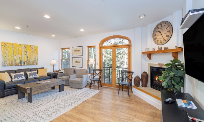 Mountain Village Condo | Great Views From This 1-Bedroom Pet-Friendly Mountain Village Retreat