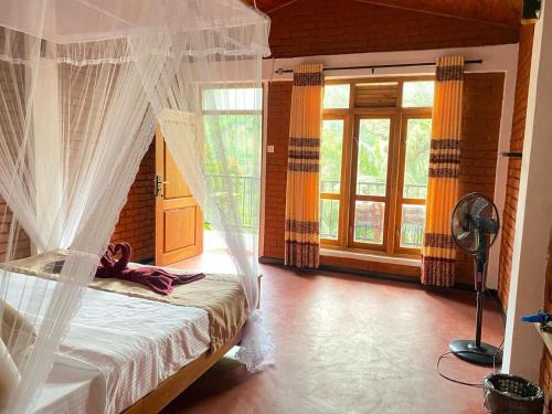 Ella House | Green Glow Cottage Ella