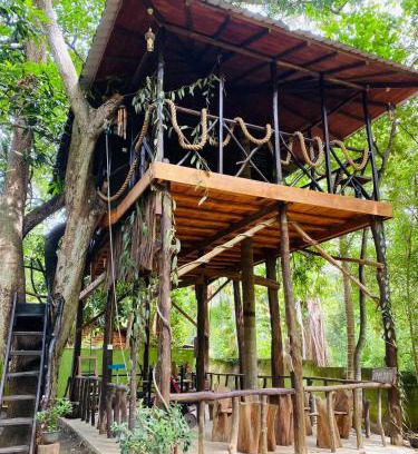 Udawalawa House | Green Park and Eco Tree House
