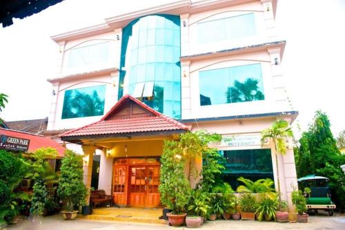 Siem Reap Bed & Breakfast | Green Park Village Guesthouse