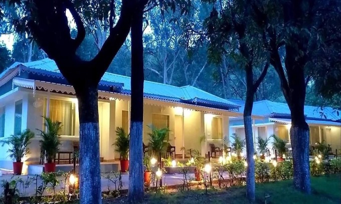 Pachmarhi Hotel | Greendale Resort