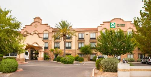 Florence Hotel | GreenTree Inn and Suites Florence, AZ