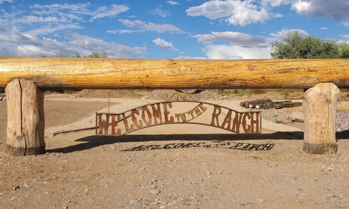 Cave Creek Cabin | Greystone Ranch – ranch style 12-acre boutique resort in the heart of Cave Creek