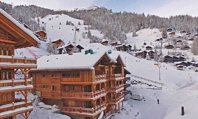 Grimentz Ski Chalet | Grimentz - Superb Penthouse, Best Location, Ski-In/Out, Next To Piste & Village!