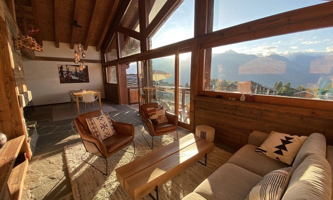 Saint-Pierre-de-Clages Apartment | Grimpeur 9 ski in/out, Spa Access