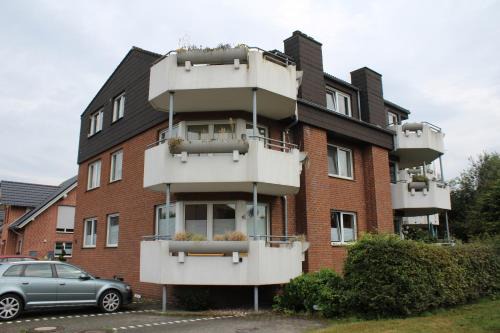 Hoevelhof Apartment | Großzügiges Erdgeschoßapartment mit Balkon und eigenen kostenlosen Parkplatz
