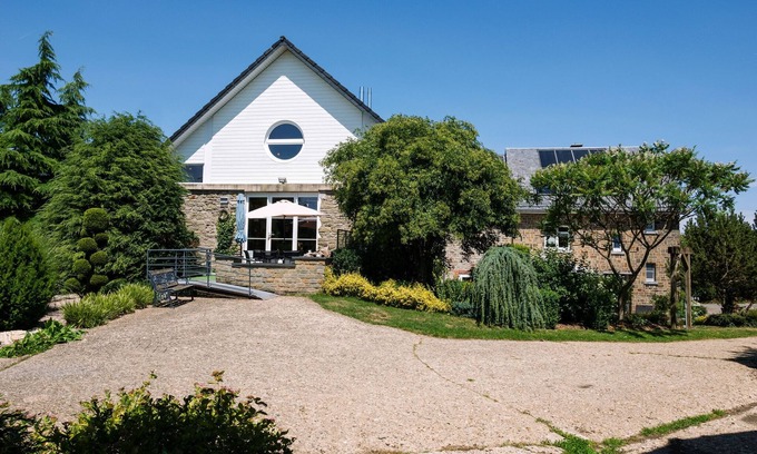 Amel Cottage | Group Getaway in Amel