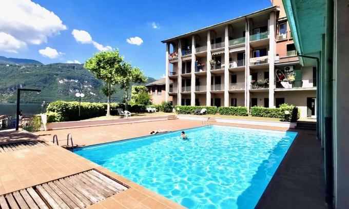 Lierna Apartment | GRUMO by Design Studio