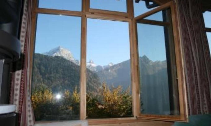 Barboleusaz Apartment | Gryon: spacious, bright apartment in authentic village