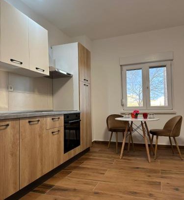 Zemunik Donji Apartment | Guest House Ivan