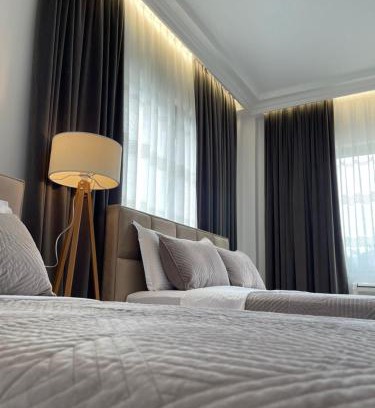 Corovode Apartment | Guest House Nuhellari