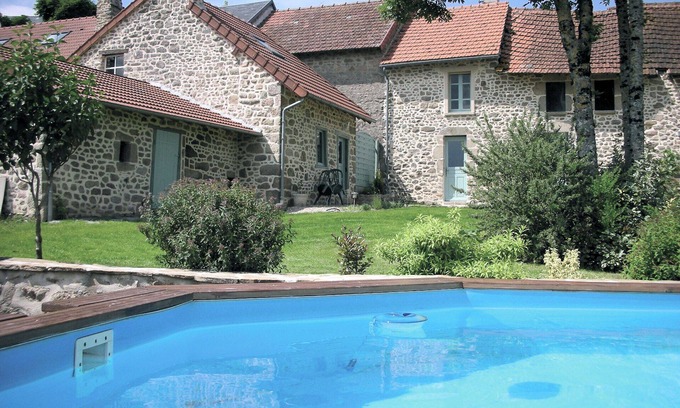 Naillat House | Guest house with swimming pool, 3 or 4 bedrooms, capacity 6 or 8 people maximum