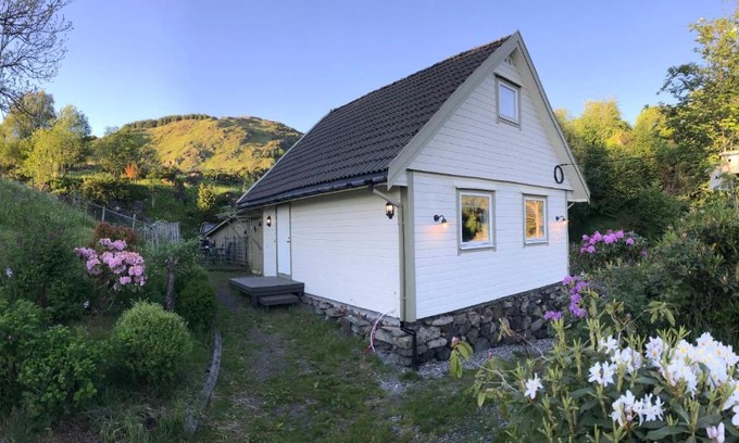 Radoy House | Guesthouse in Manger, Radøy Island