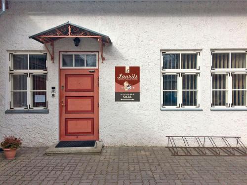 Kuressaare House | Guesthouse Laurits