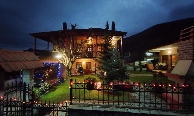 Almopia House | Guesthouse Mythos