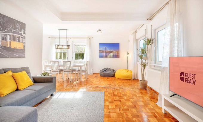 Benfica Apartment | GuestReady - Gorgeous Landscapes in Lisbon