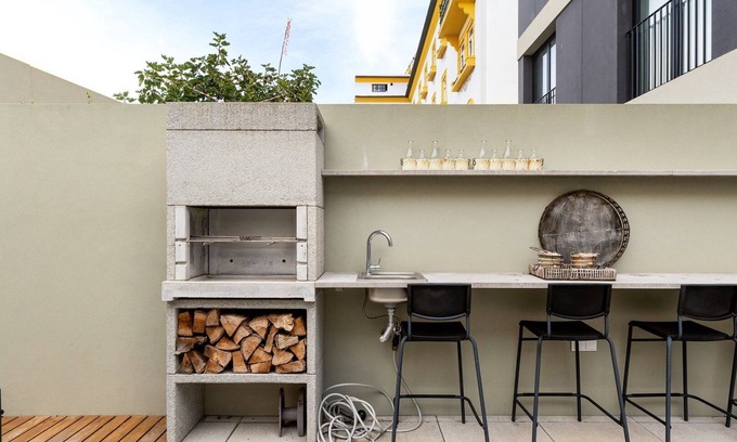 Aveiro Apartment | GuestReady – Serene getaway with outdoor lounge