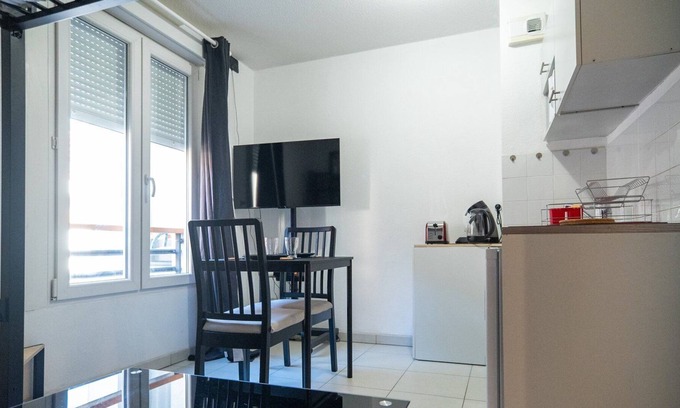 Saint-Roch Apartment | GuestReady - Shades of Grey near Musée Matisse